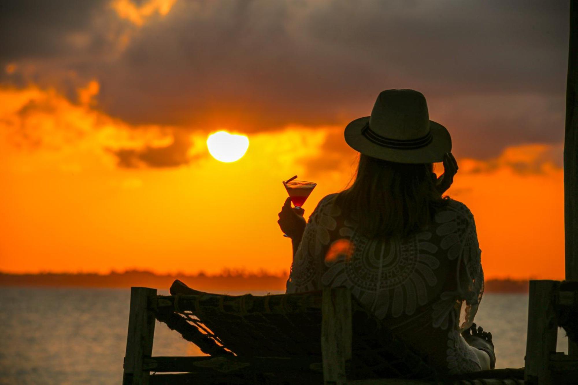 Sansi Kae Beach Resort Michamvi Kae Ngoại thất bức ảnh