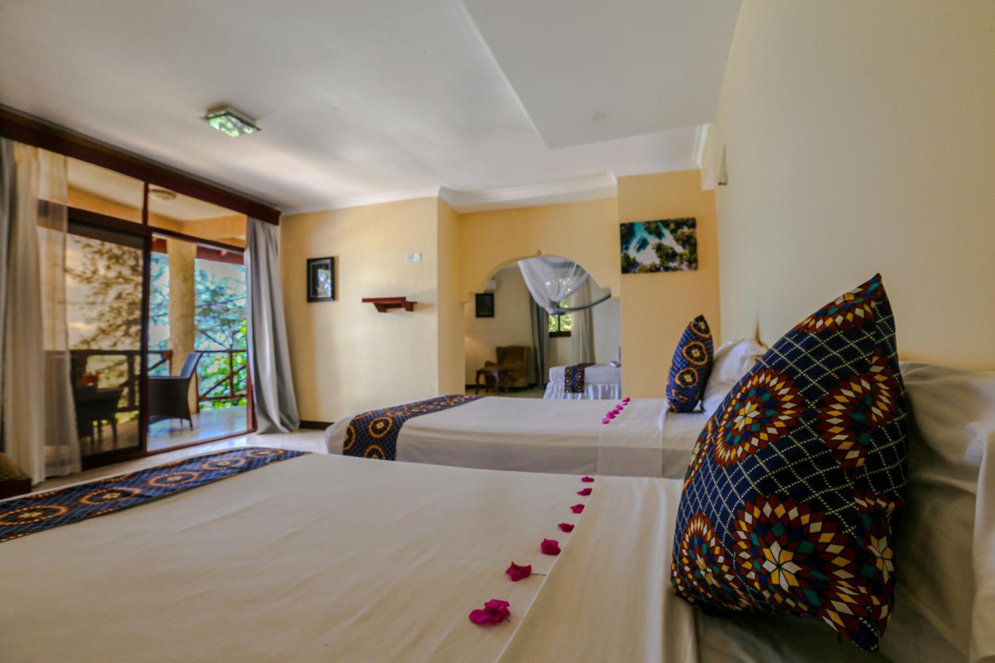 Sansi Kae Beach Resort Michamvi Kae Ngoại thất bức ảnh