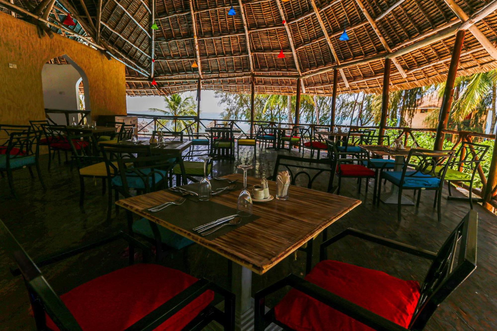 Sansi Kae Beach Resort Michamvi Kae Ngoại thất bức ảnh