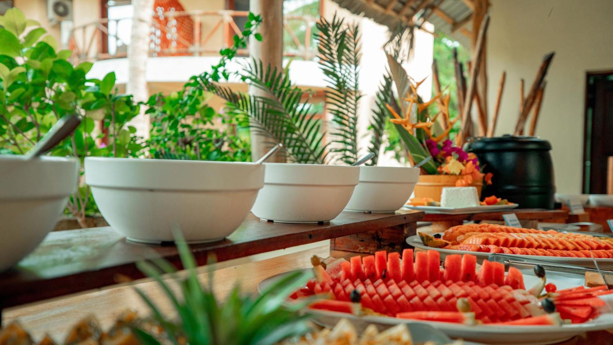 Sansi Kae Beach Resort Michamvi Kae Ngoại thất bức ảnh