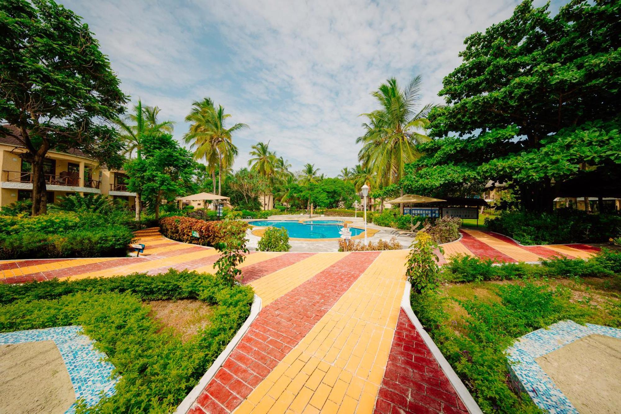 Sansi Kae Beach Resort Michamvi Kae Ngoại thất bức ảnh