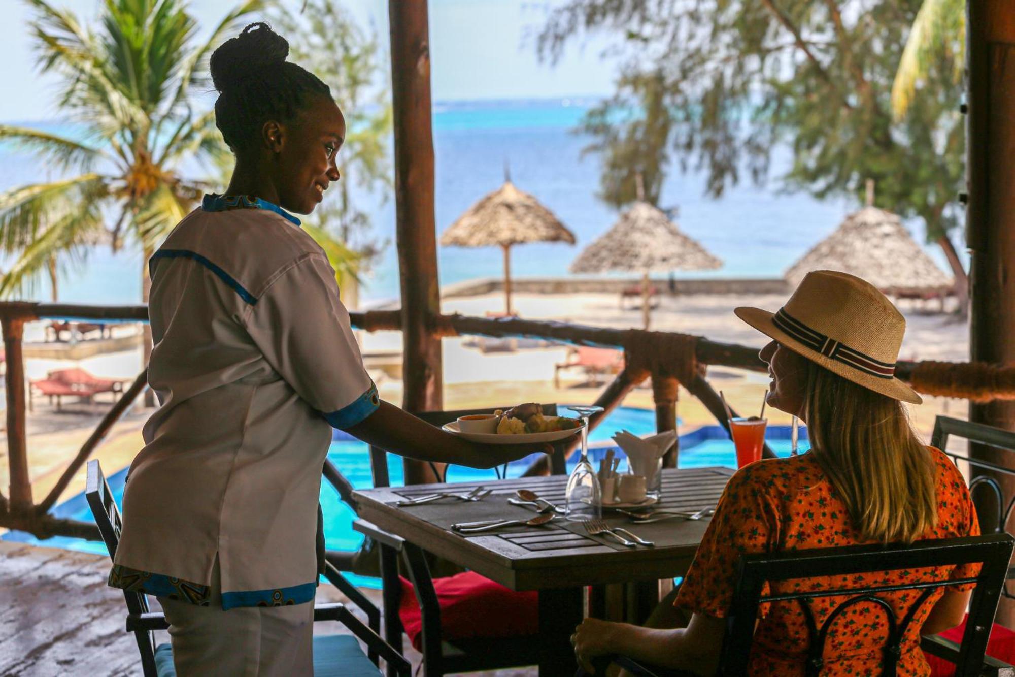 Sansi Kae Beach Resort Michamvi Kae Ngoại thất bức ảnh